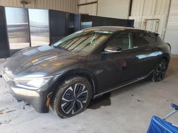  Salvage Kia EV6