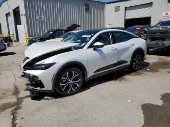  Salvage Toyota Crown Xle