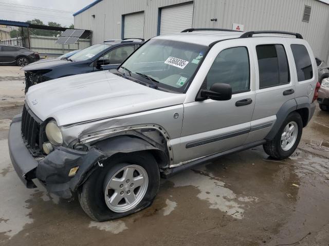  Salvage Jeep Liberty
