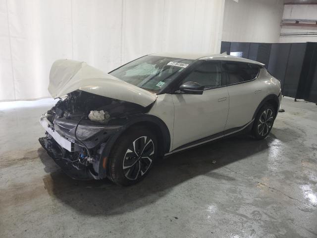  Salvage Kia EV6
