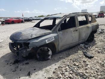  Salvage Jeep Compass