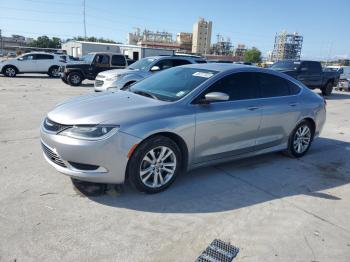  Salvage Chrysler 200