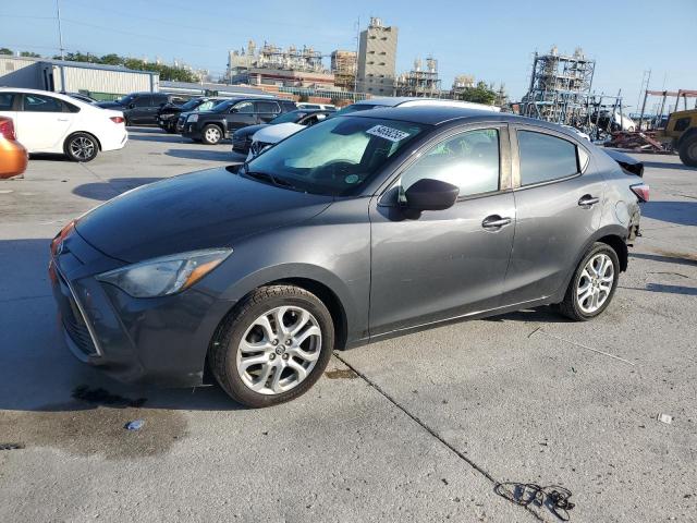  Salvage Toyota Yaris
