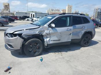  Salvage Jeep Grand Cherokee