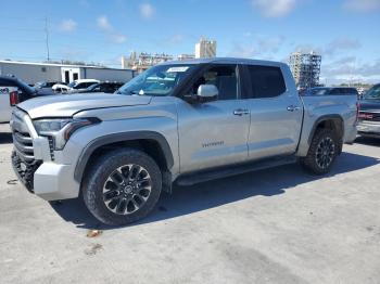  Salvage Toyota Tundra