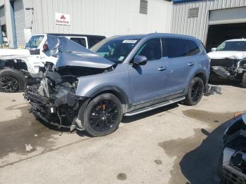  Salvage Kia Telluride