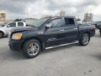  Salvage Nissan Titan