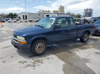  Salvage Chevrolet S-10