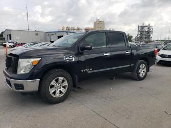  Salvage Nissan Titan