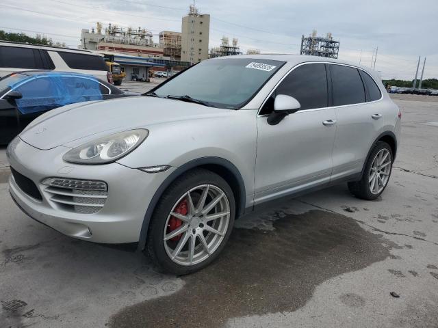  Salvage Porsche Cayenne