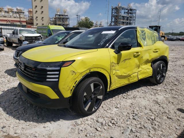  Salvage Nissan Kicks