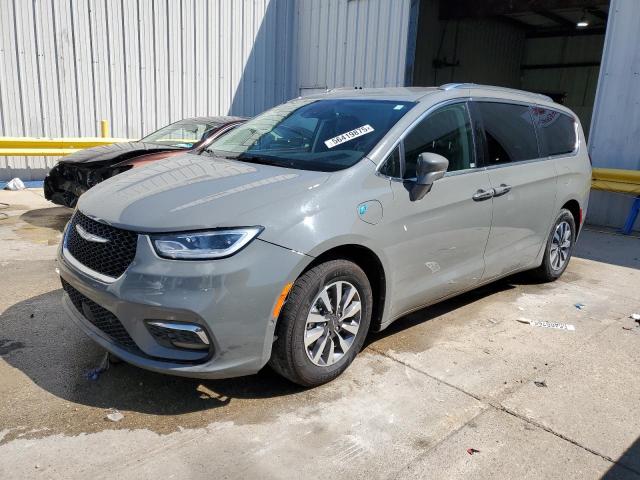  Salvage Chrysler Pacifica