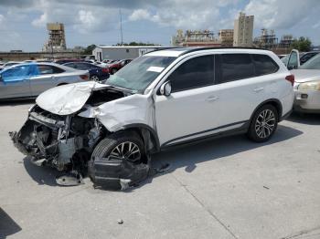  Salvage Mitsubishi Outlander