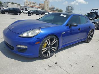  Salvage Porsche Panamera