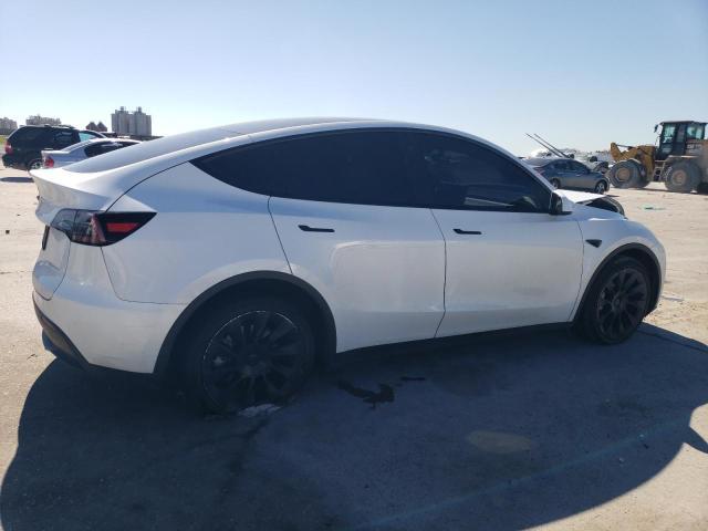 Tesla Model Y Image 13