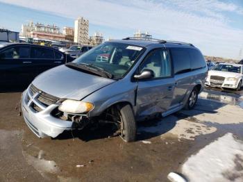  Salvage Dodge Caravan