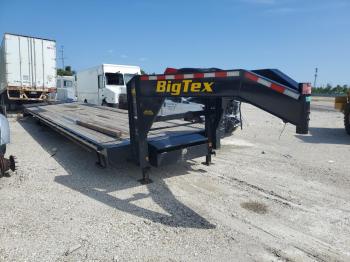  Salvage Bigt Trailer