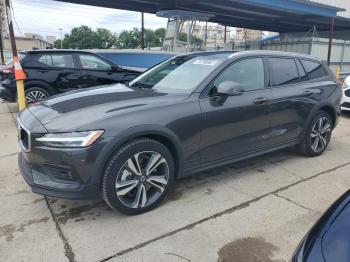  Salvage Volvo V60