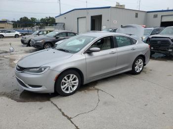  Salvage Chrysler 200
