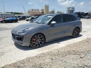  Salvage Porsche Cayenne