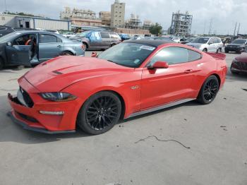  Salvage Ford Mustang