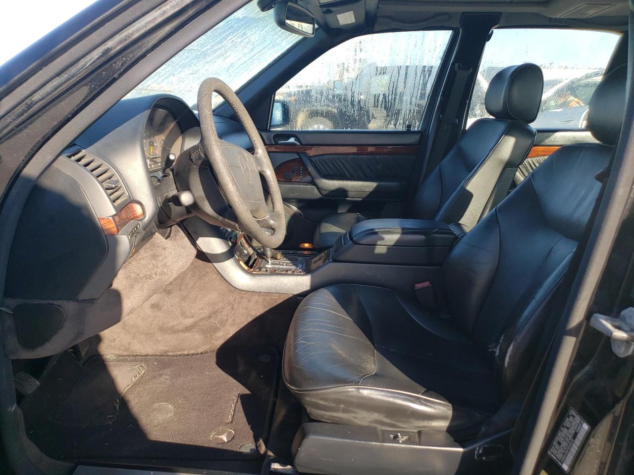 Mercedes-Benz S-Class 320w Image 3