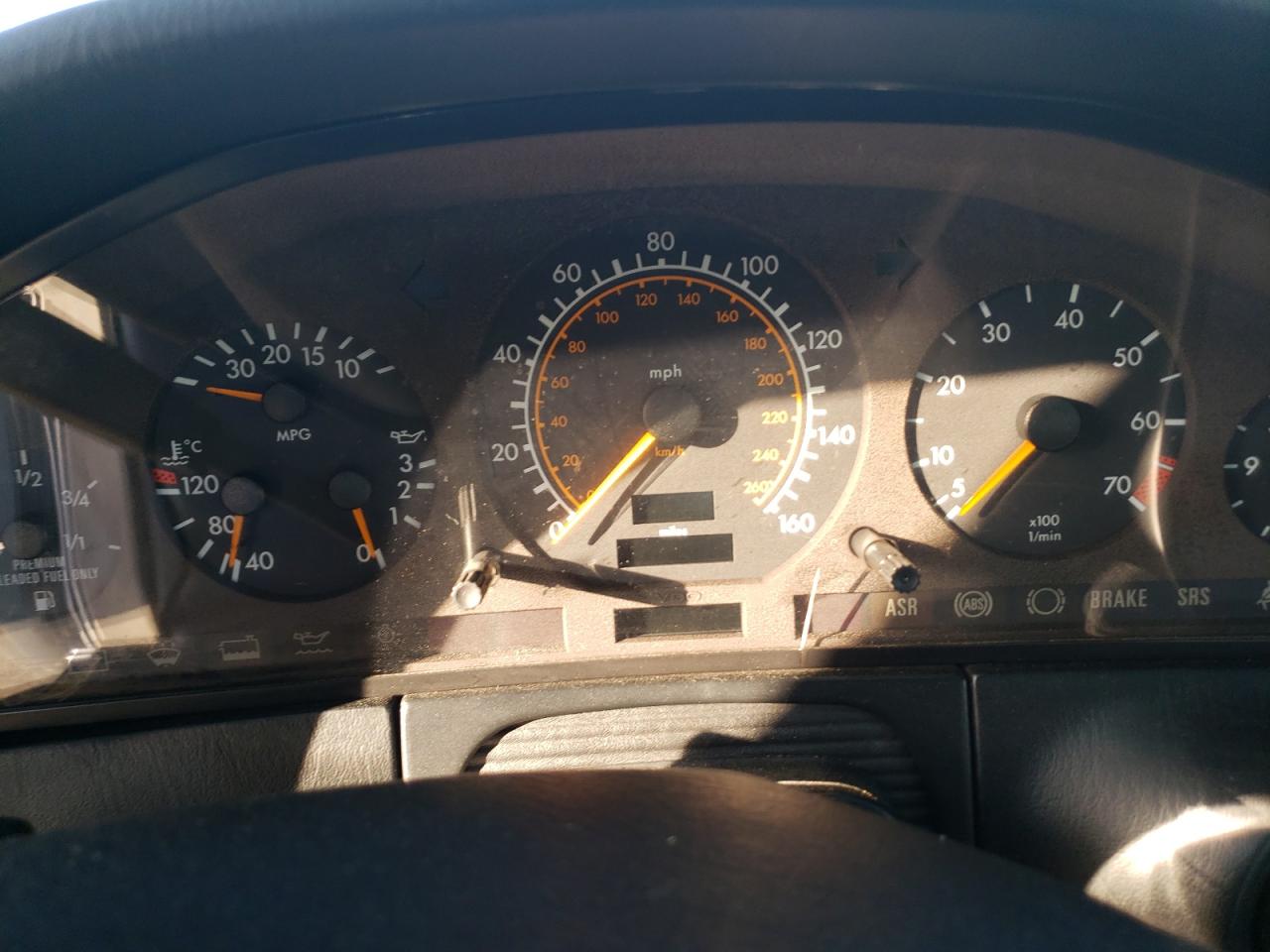 Mercedes-Benz S-Class 320w Image 10