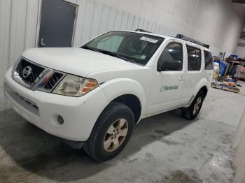  Salvage Nissan Pathfinder