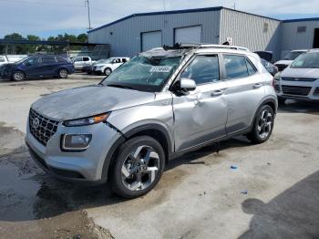  Salvage Hyundai VENUE