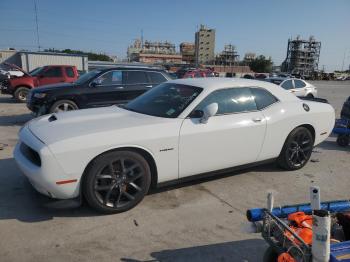  Salvage Dodge Challenger