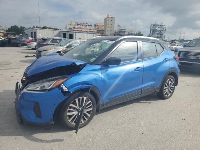  Salvage Nissan Kicks