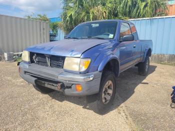  Salvage Toyota Tacoma