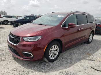  Salvage Chrysler Pacifica