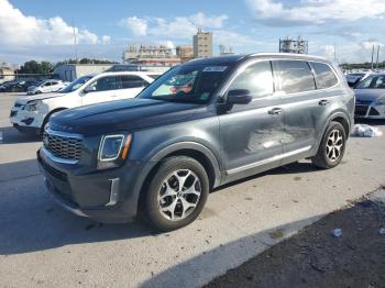  Salvage Kia Telluride