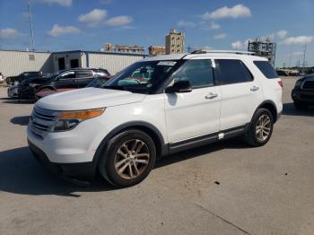  Salvage Ford Explorer