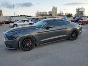  Salvage Ford Mustang