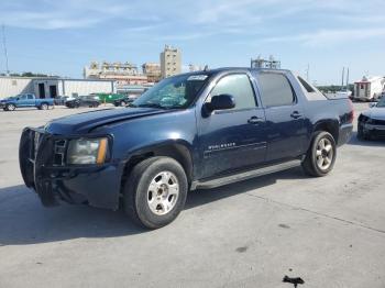  Salvage Chevrolet Avalanche