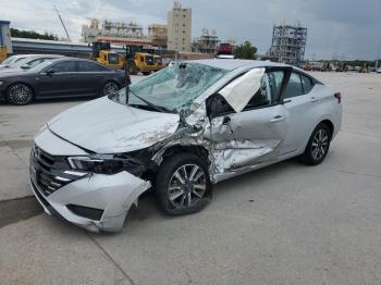  Salvage Nissan Versa