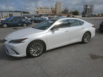  Salvage Lexus Es