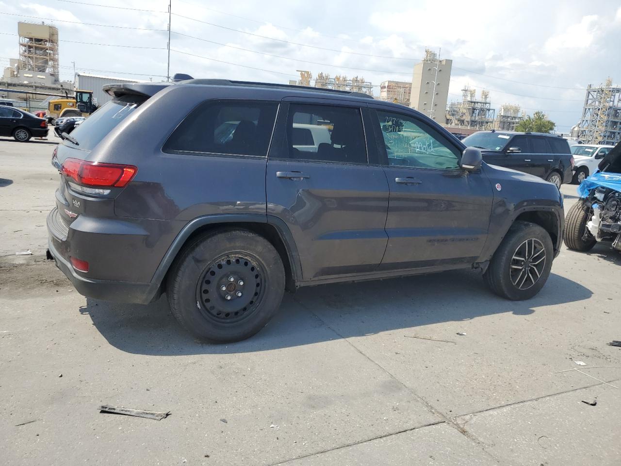 Jeep Grand Cherokee Trailhawk Image 12