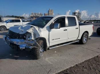  Salvage Nissan Titan