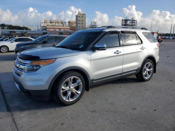  Salvage Ford Explorer