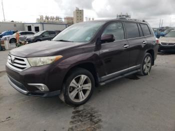  Salvage Toyota Highlander