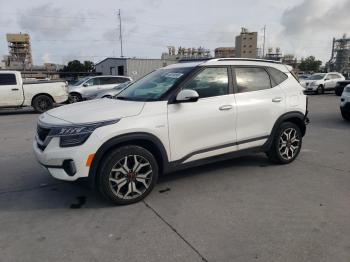  Salvage Kia Seltos