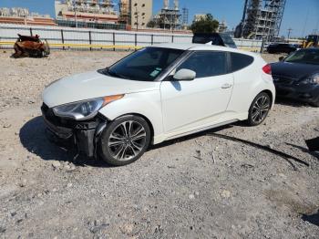  Salvage Hyundai VELOSTER