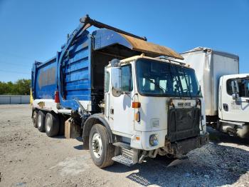  Salvage Autocar Llc Xpeditor