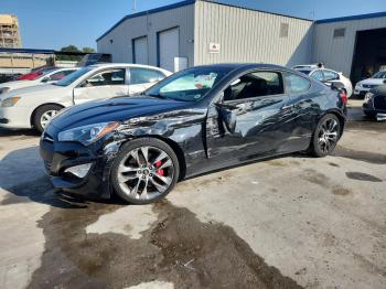  Salvage Hyundai Genesis