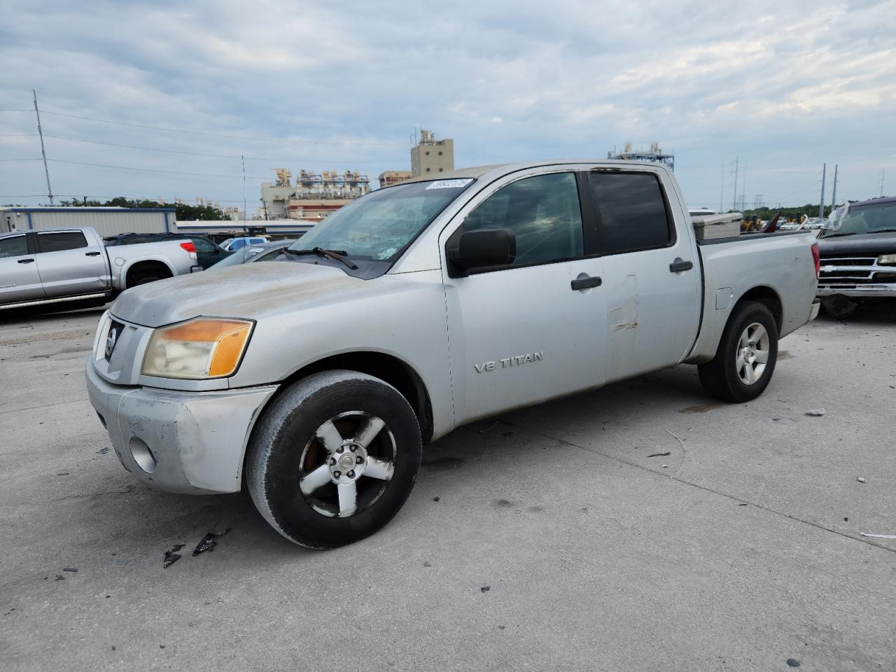 Nissan Titan Xe Image 1