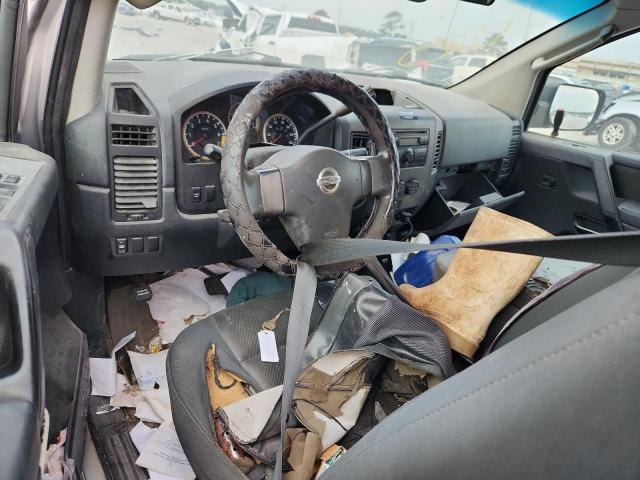 Nissan Titan Xe Image 6