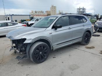  Salvage Volkswagen Tiguan